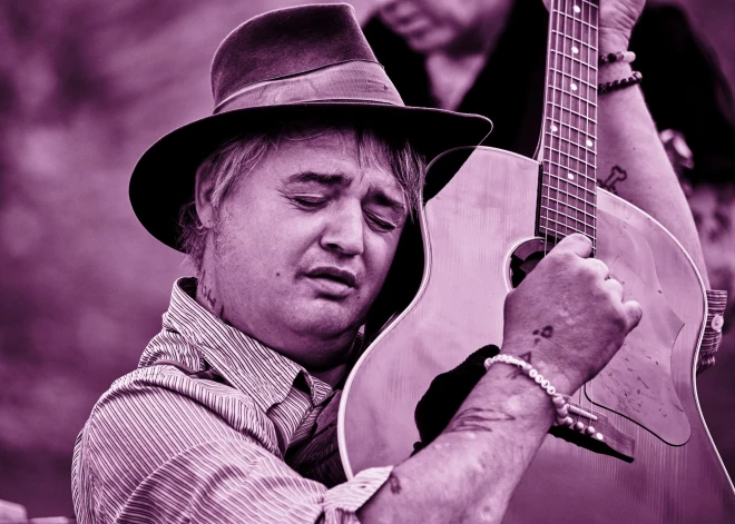 Pavasarī Rīgā muzicēs britu zvaigzne Pīts Dohertijs