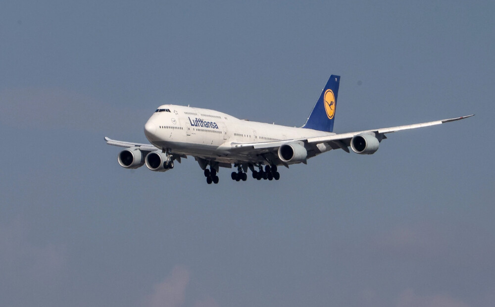 "Lufthansa" streika dēļ ceturtdien visas dienas garumā būs ietekmēti visi lidojumi no Vācijas lidostām