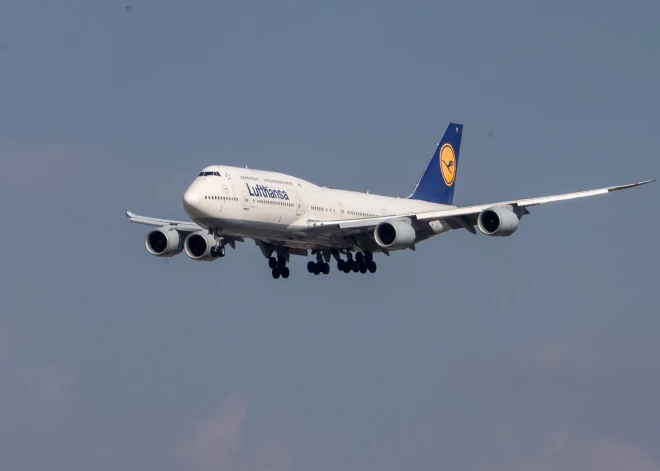 "Lufthansa" streika dēļ ceturtdien visas dienas garumā būs ietekmēti visi lidojumi no Vācijas lidostām