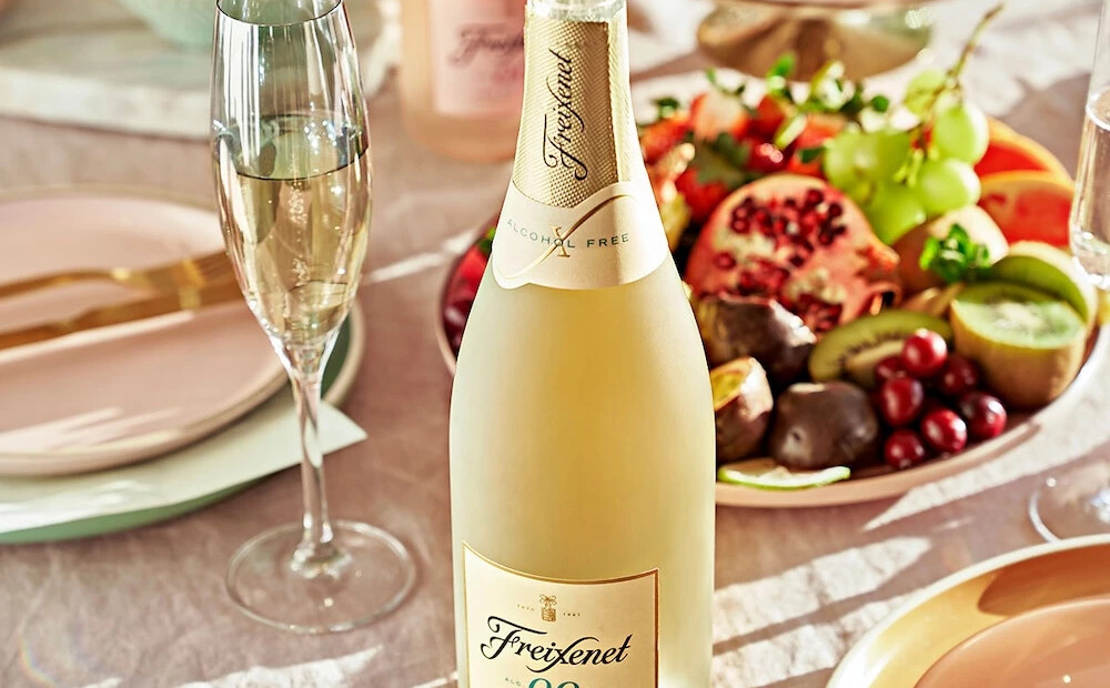 Tuvojas Valentīndiena - kā izvēlēties dāvanas viņai un viņam?