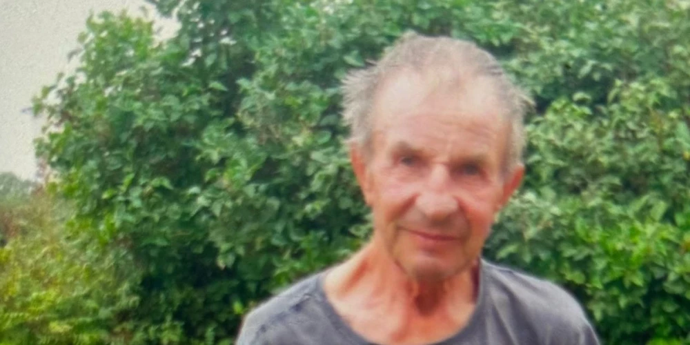 Valentīnam ir veselības problēmas, un viņš pārvietojoties klibo.