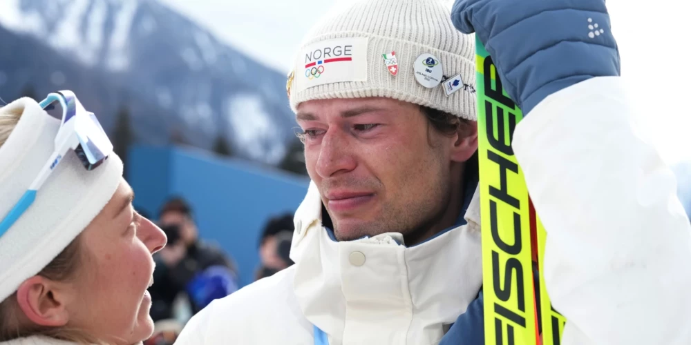 Biatlonists Sturls Holms Lēgreids atzinās savās pārdomās par bijušajām attiecībām intervijā pēc bronzas medaļas izcīnīšanas.