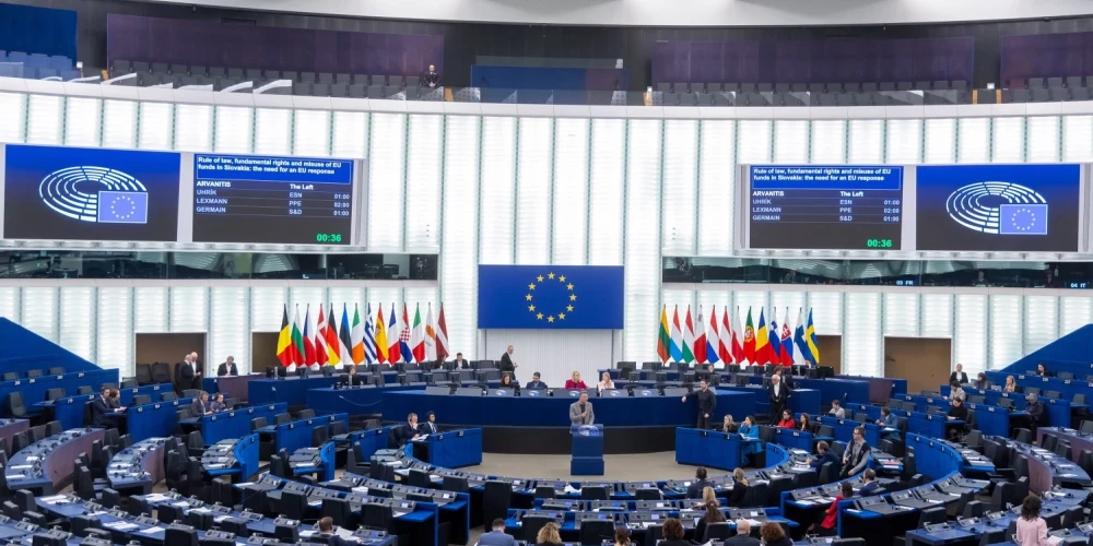 EP apstiprina 90 miljardu eiro aizdevumu Ukrainai.