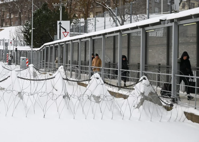 Krievija pastiprina militāro gatavību pie robežas ar Igauniju; notiekošais būtiski atšķiras no ierastā
