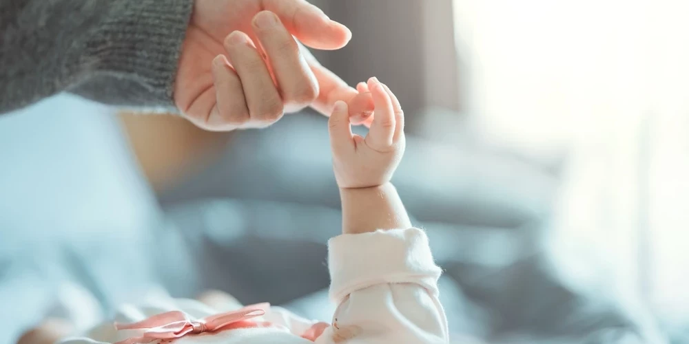 Latvijā pieaug respiratori sincitiālā vīrusa izplatība.