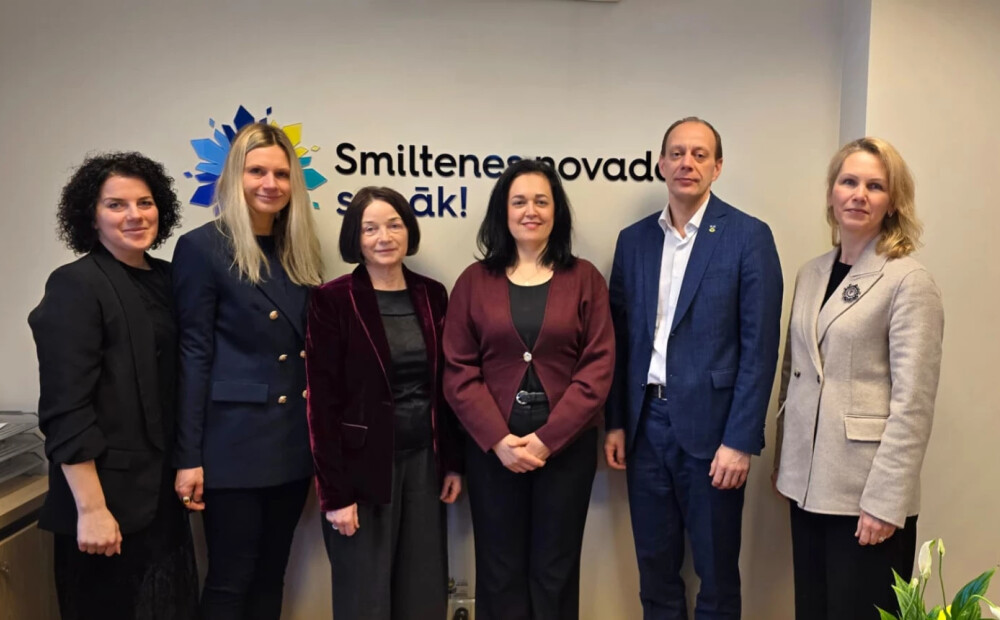 Moldovas vēstniece viesojas Smiltenes novadā, iepazīst “Smiltenes pienu”