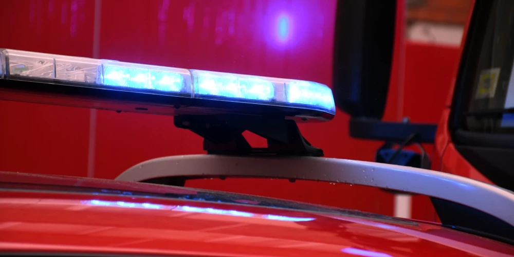 Liesmas izposta divstāvu būdu.