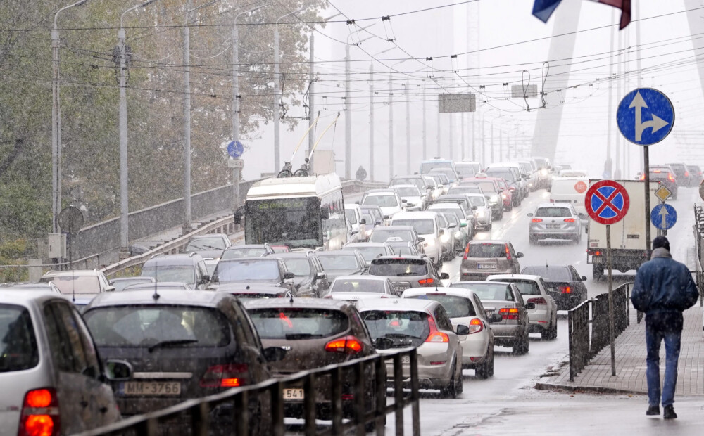 “Valsts drošības interesēm jābūt prioritārām” — VDD aizstāv 48 stundu deklarāciju trešo valstu ceļotājiem, bet nozare prasa izņēmumus