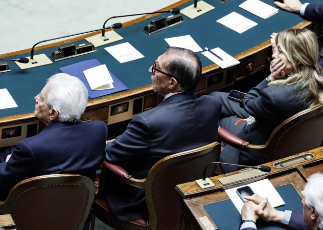 “Itālijas robežas ir Eiropas robežas” — Itālijas valdība prasa tiesības ārkārtas gadījumos slēgt ieceļošanu pa jūru