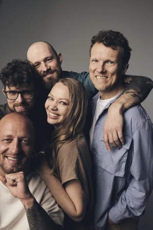 Melanholiskā poproka grupa "The Sound Poets" 