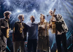 Grupai "The Sound Poets" jauna dziesma un video stāsts - "Dzejnieks un mūza"