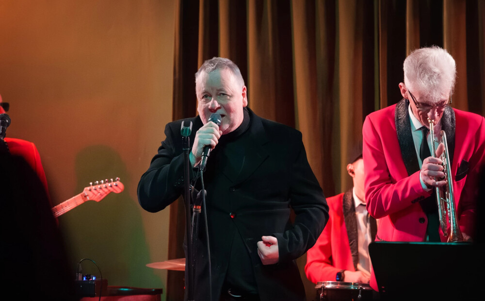 Arnis Mednis atkal uz skatuves! Leģendārā grupa "ODIS" prezentē jaunu vinila plati. FOTOGALERIJA