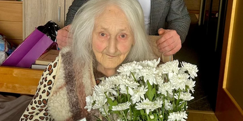  Ilggadējā skolotāja Velta Kauša no Madonas novada februāra sākumā nosvinēja savu 100. dzimšanas dienu.