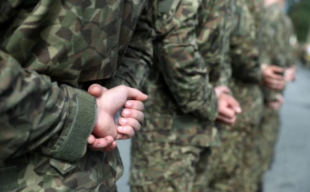 Valsts aizsardzības mācība turpmāk vidusskolēniem būs obligāta arī tālmācībā un neklātienē