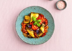 Nav jākļūst par pilnīgu vegānu, lai būtu pozitīvs efekts. Kā ēdiens tavā šķīvī ietekmē planētu?