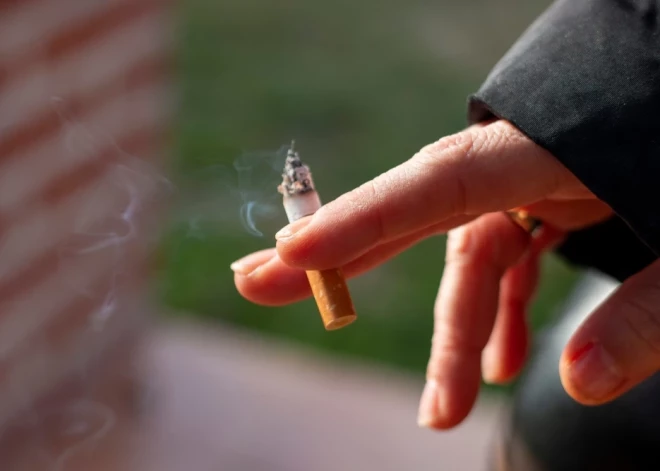 Smēķēšana kā diagnoze: kāpēc atmest ir tik ārkārtīgi grūti? Stāsta dakteris Bukovskis