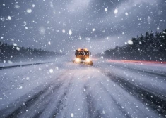 Дорожные службы готовятся к работе в чрезвычайных погодных условиях, выпущено предупреждение для водителей