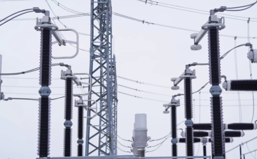 Satversmes tiesa par likumīgām atzīst normas, kas regulē elektroenerģijas obligātā iepirkuma tiesību atcelšanu un valsts atbalsta atmaksu