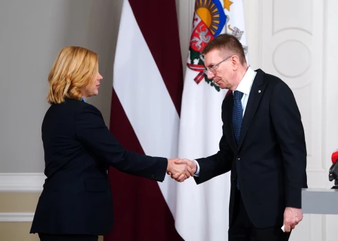 Ministru prezidente Evika Siliņa un Valsts prezidents Edgars Rinkēvičs