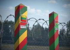 На границе Литвы развернули пассажирку из Беларуси - везла чемодан советских рублей