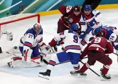 Latvijas hokejisti pašaizliedzīgi cīnās, taču neatrod pretargumentus pret zvaigžņoto ASV