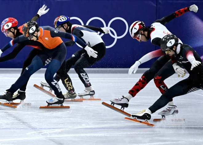 Roberts Krūzbergs gūst izcilāko panākumu Latvijas olimpiskā šorttreka vēsturē, tomēr medaļas sapnis izplēn pēdējā aplī