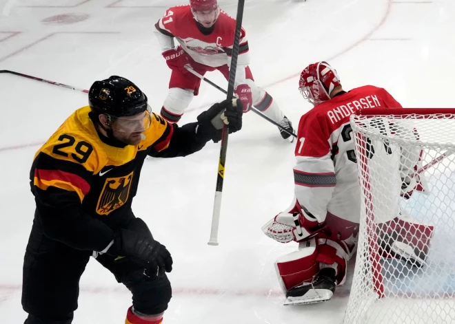 NHL superzvaigzne Draizaitls iemet jau pirmajās sekundēs, Latvijas nākamā pretiniece Vācija pieveic Dāniju