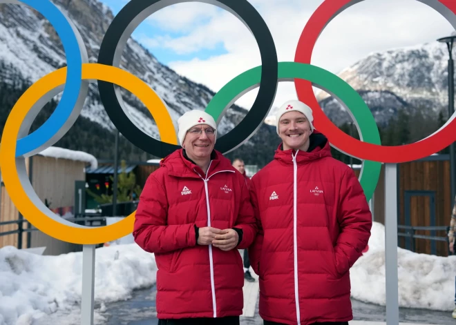 "Tev vajadzēja būt paralizētam!" Bobslejists Renārs Grantiņš stāsta par šausminošo kritienu olimpiskajās spēlēs
