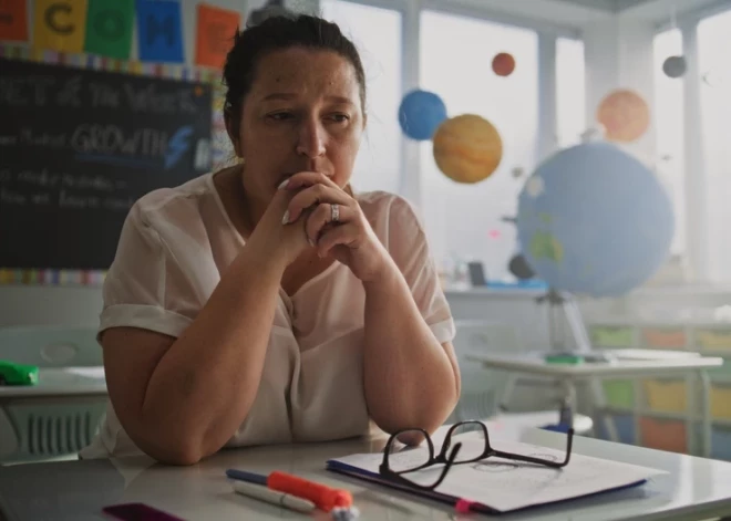 Жителям Латвии сообщили, что они работают неправильно, поэтому и зарплаты ниже