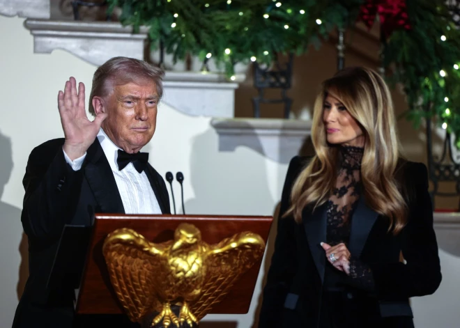 Trampa ģimenes turība gada laikā pieaugusi par 1,4 miljardiem dolāru