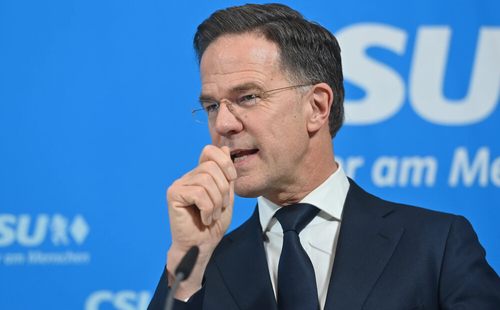 "Viņi virzās dārza gliemeža ātrumā": NATO ģenerālsekretārs izsmej Krievijas "varenību"