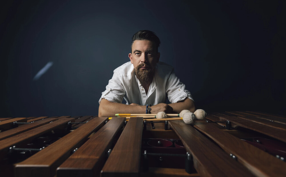 Rihards Zaļupe un Raimonds Petrauskis aicina muzikālā ceļojumā "Apkārt pasaulei"