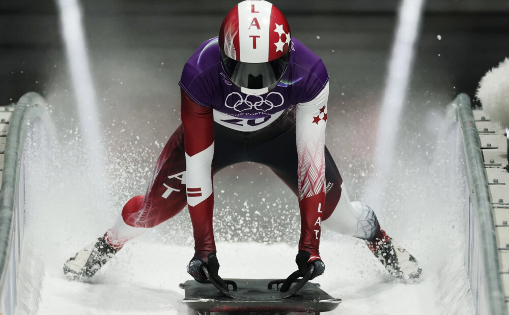 Skeletonistam Indriksonam olimpiskajā debijā 18. vieta; zeltu izcīna Dukura audzēknis Vestons