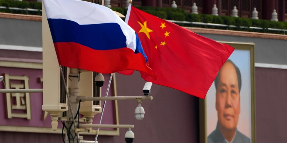  Krievijas un Ķīnas sadarbība daudzās jomās paplašinājusies kopš Krievijas pilna mēroga iebrukuma Ukrainā.