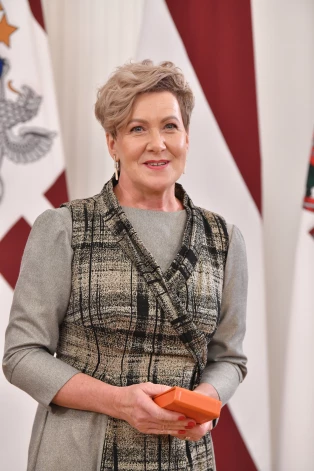 Valta mamma saka, ka dēlam jaunā loma ir liela atbildība.