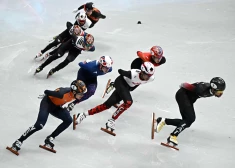 Roberts Krūzbergs izcīna bronzas medaļu šorttrekā, Latvijai otrais pjedestāls olimpiādē