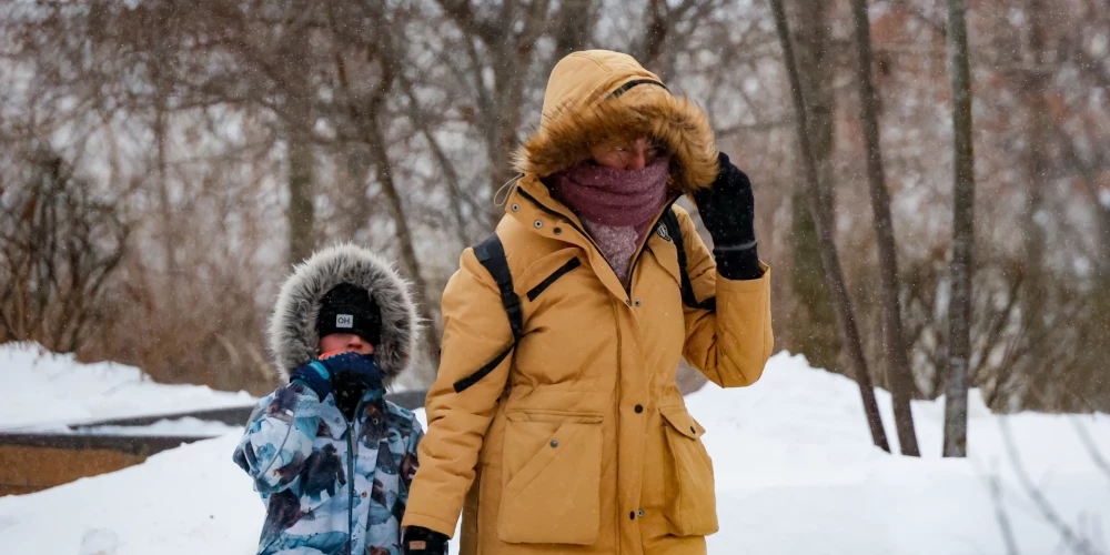 Naktī sals var sasniegt -30 grādu atzīmi.