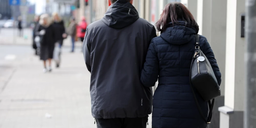 Pēdējo desmit gadu laikā Latvijas iedzīvotāji būtiski novecojuši. 