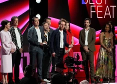 "Independent Spirit Awards": labākās filmas godalgu saņem "Train Dreams"