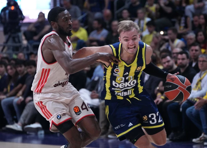 Žagars atgriežas "Fenerbahce" pieteikumā, taču notiek nepatīkams pavērsiens