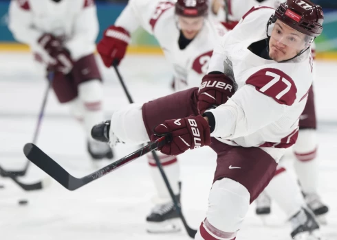 Kristaps Zīle mačā pret Dāniju guva vārtus un arī atdeva rezultatīvu piespēli.