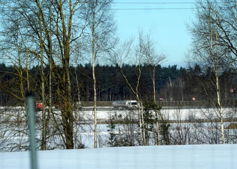 Vakar notika avārija Ķekavas apvadceļa posmā starp Baložiem un Rīgas apvedceļu.