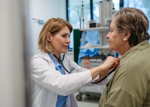 Sirds aritmija ir patoloģiskas novirzes no normāla sirds ritma un/vai sirdsdarbības ātruma. 