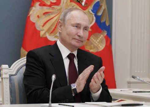 Hīlijs ir pārliecināts, ka šāda Kremļa rīcība demonstrē Putina vājumu, viņa bezspēcību šajā kara posmā. 