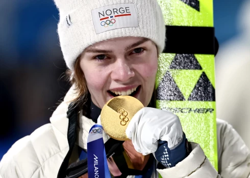 Tramplīnlēcēja Anna Udīna Strema.