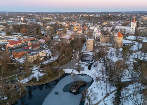 Цесисский край запланировал 96,35 млн евро доходов и 122,67 млн евро расходов.