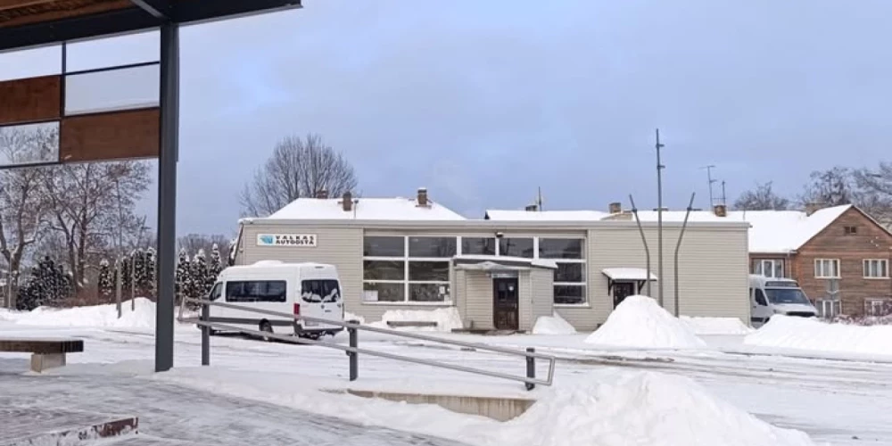 Valkas autoosta. 