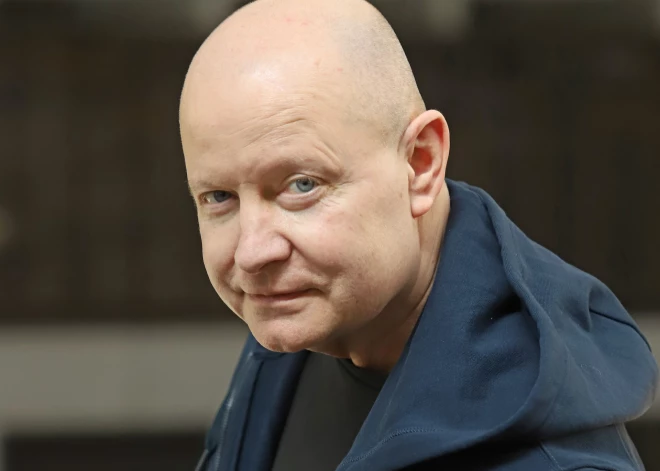 Ģirts Ķesteris dzimšanas dienā spodrina skatuvi