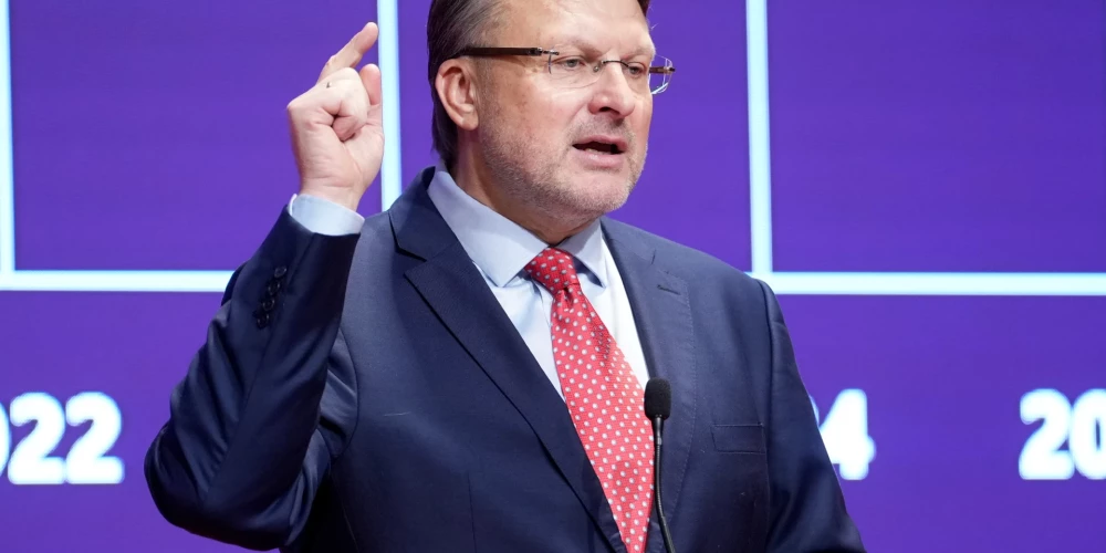 Bijušie "Saskaņas" politiķi karjeru varētu turpināt politiķa Aināra Šlesera partijā "Latvija pirmajā vietā", pauž politoloģe.