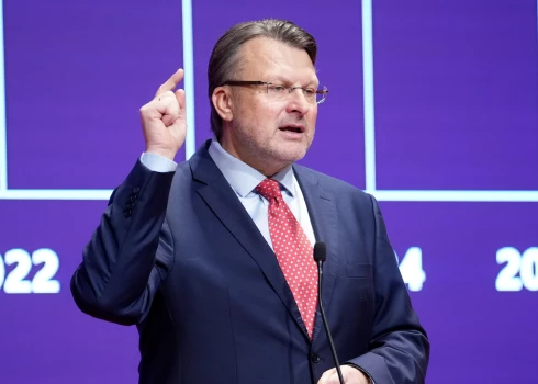 Bijušie "Saskaņas" politiķi karjeru varētu turpināt politiķa Aināra Šlesera partijā "Latvija pirmajā vietā", pauž politoloģe.